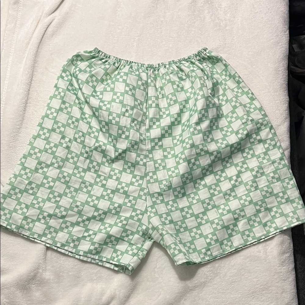 Green Checkered Spa Set - Picture 7 of 8